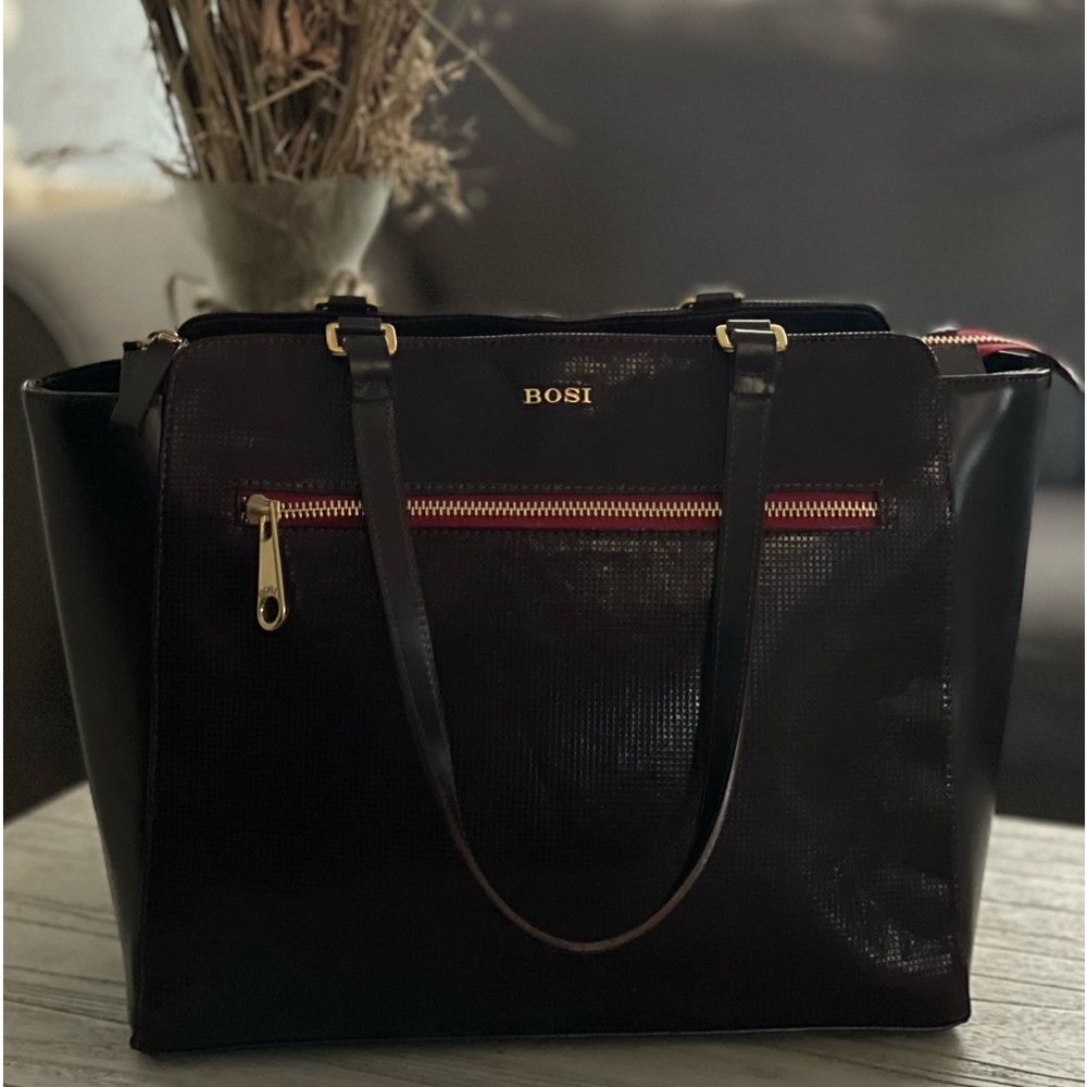 VTG BOSI Deep Burgandy/Merlot RedLEATHER Bottom Studs TOTE/SATCHEL/SHOULDER BAG